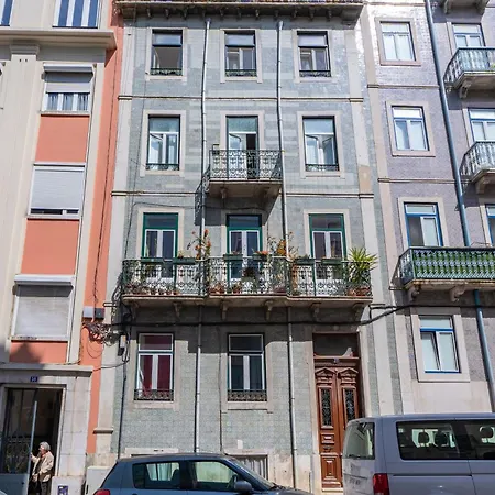 Eine Mischung Aus Altem Wort Und Modernem Charme In Apartamento *